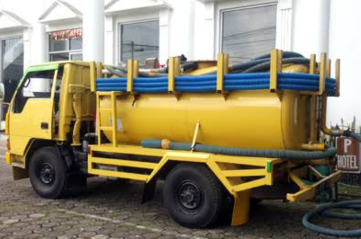 Sedot WC Mampet / Penuh Salatiga – Solusi Cepat, Bersih, dan Bergaransi! Salatiga